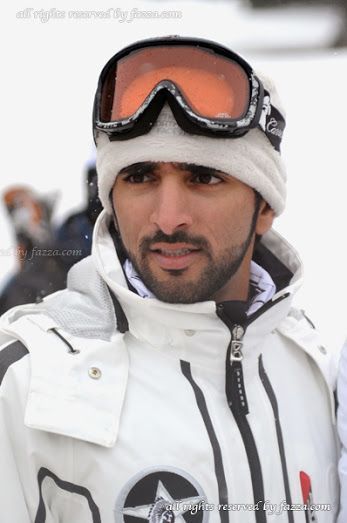 Crazy Rich Arabs Enjoy A Wintertime Ski Trip Dubai Indoor Ski Resort